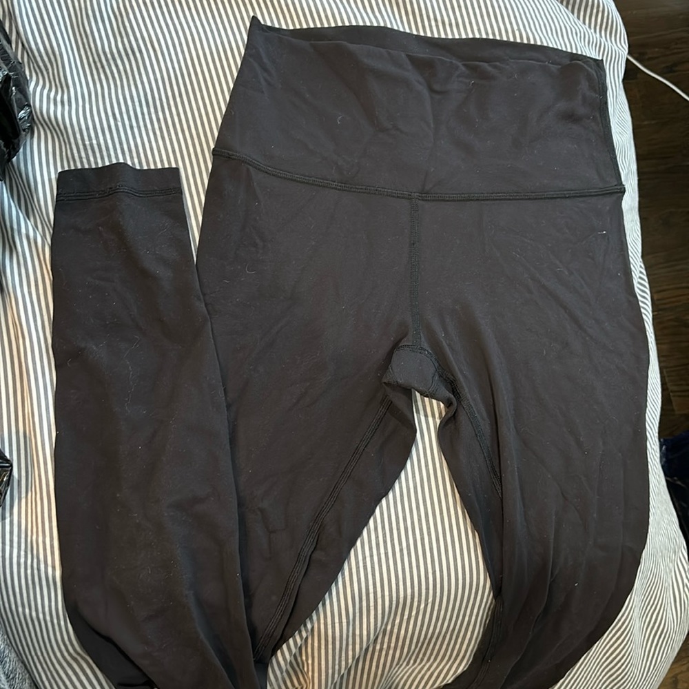 Lululemon wunder under high waist size 6